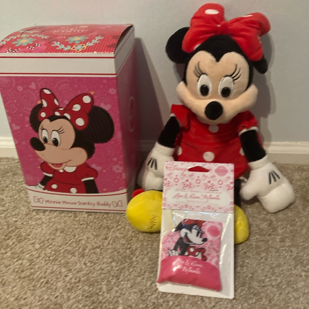 Minnie Mouse Scentsy Buddy